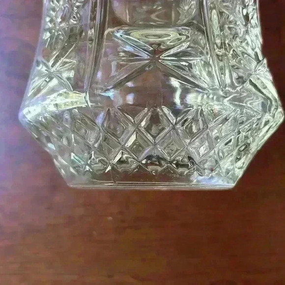 Vintage Royal Crystal Rock Decanter 24% Lead Crystal Made In Italy - Picture 7 of 9